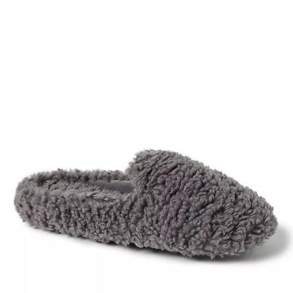 Sherpa Shark Shoes - Women's Sherpa Shark Gray Slip On Slippers Small 5/6 NWT